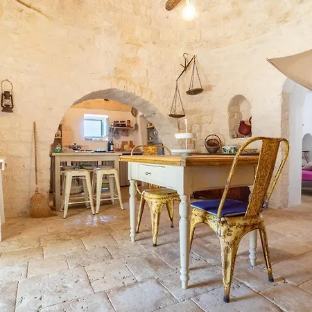 Villa Trulli Colle Specchia Intera Cisternino