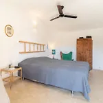 Trulli Colle Specchia Intera Villa *