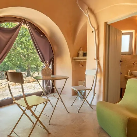 Intera Trulli Colle Specchia Villa